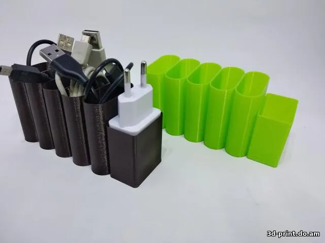 3D-модель "Органайзер для зарядки и проводов к ней"