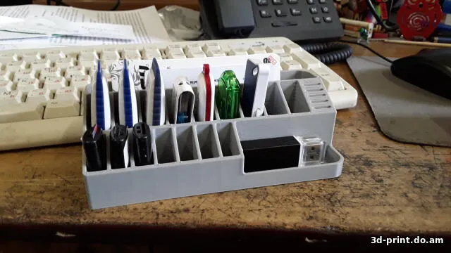 3D-модель "Еще один органайзер для флешек"