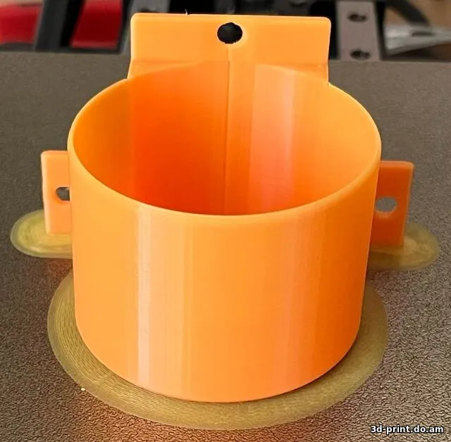 3D-модель "Держатель WD-40 (ВД-40) на стену для мастерской"