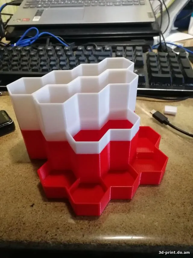 3D-модель "Органайзер, подставка для принадлежностей"