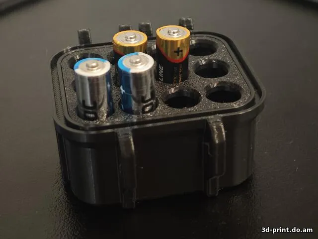 3D-модель "Rugged Box Battery Holder (AAA)/ Хранение батареек типа (AAA)"