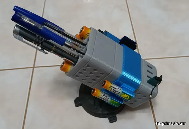 3D-модель "Органайзер на стол для ручек, батареек, флешек и карт памяти"