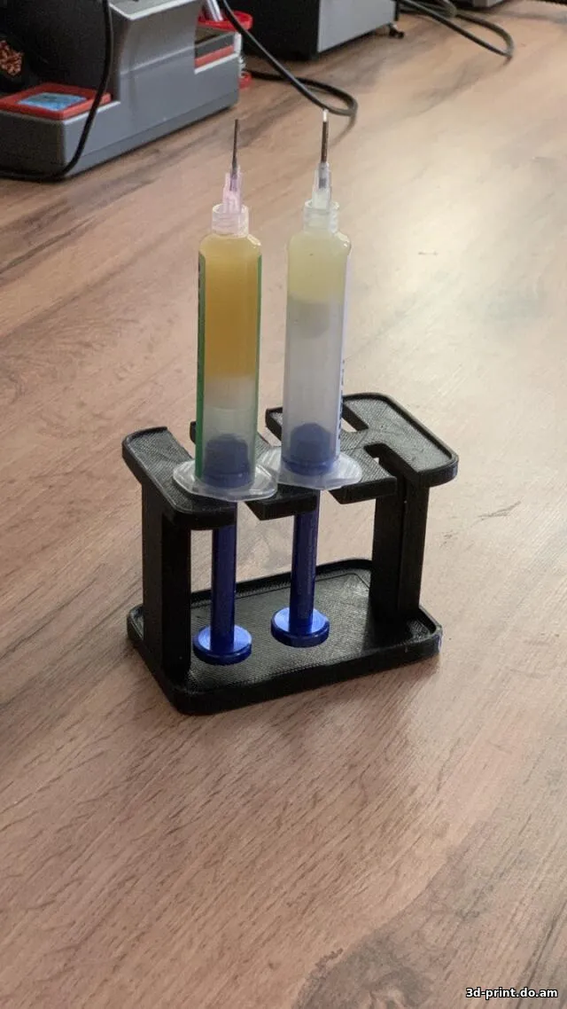 3D-модель "Держатель шприцев с флюсом"