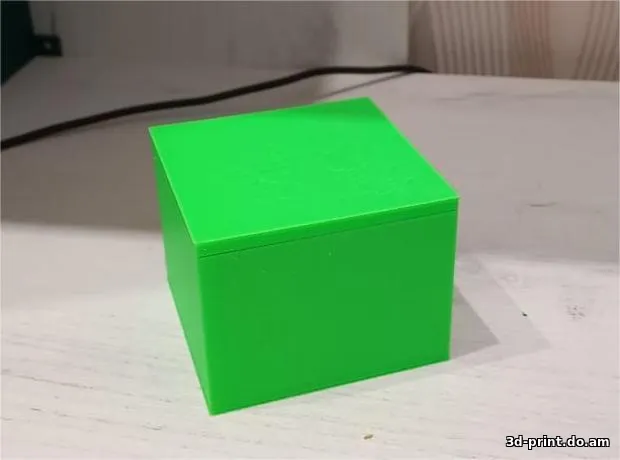 3D-модель "Простая коробка для всяких мелких предметов"