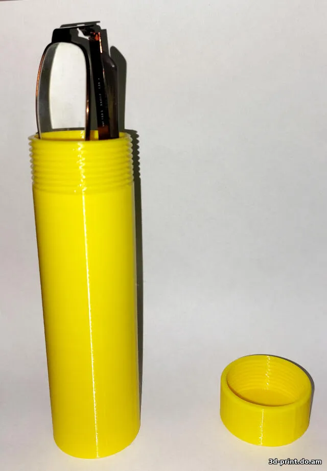 3D-модель "Футляр для очков резьбовой"