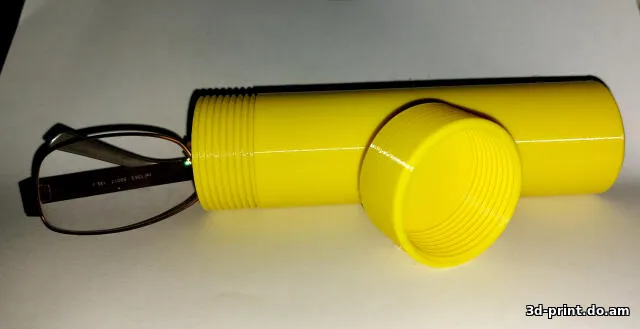 3D-модель "Футляр для очков резьбовой"