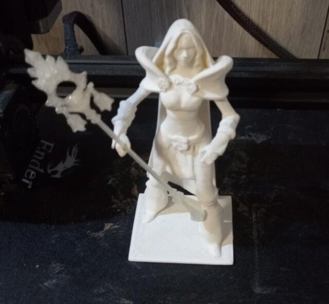 3D-модель "Crystal Maiden" из игры Dota 2