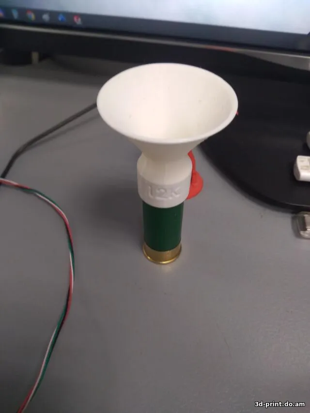 3D-модель "Воронка для пороха (дроби) 12к для снаряжения патронов"