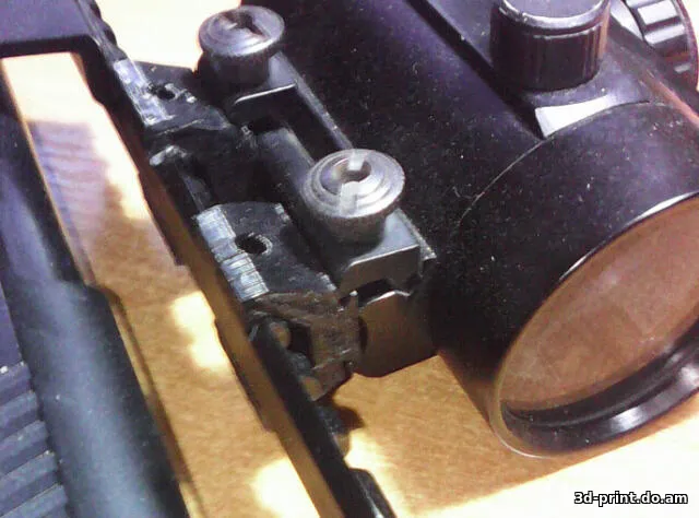 3D-модель "Переходник с рейки Вивера на ластохвост"