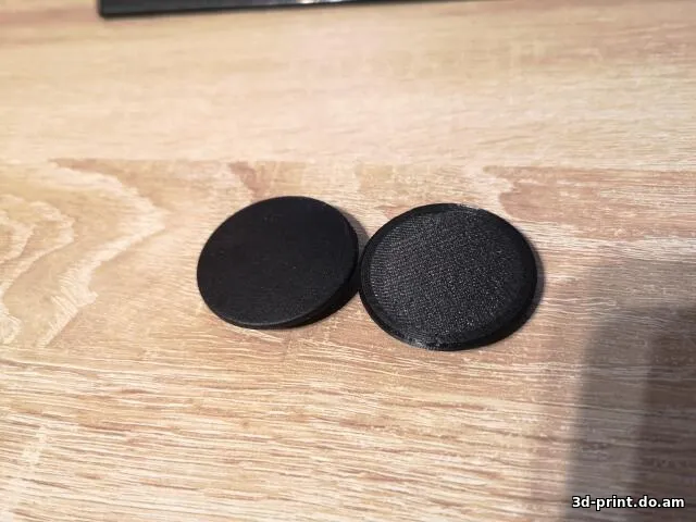 3D-модель "Клипса напольного коврика автомобиля nissan terrano 2018"