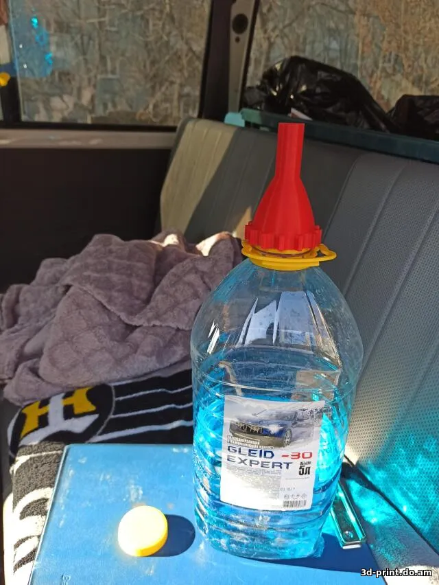 3D-модель "Крышка воронка для незамерзайки"