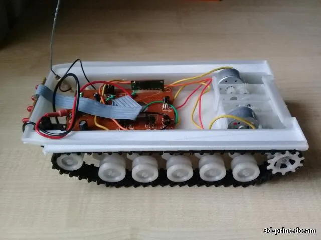 3D-модель "Шасси RC танка, типа БМД-4М с торсионной подвеской"
