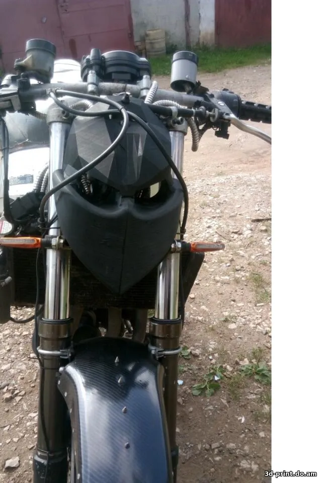 3D-модель "Стритмаска Budka для мотоцикла в стиле стритфайтер"