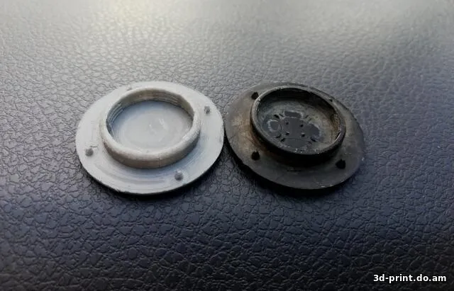 3D-модель "Заклёпка для автомобильного коврика Renault Sandero"