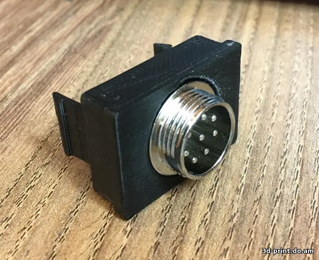 3D-модель "Заглушки кнопок Toyota от 2008г для установки разъемов USB, тангетки радиостанции СБ"