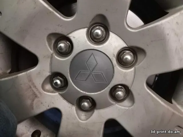 3D-модель "Колпачок литого диска Mitsubishi Pajero 3 ver. 2"
