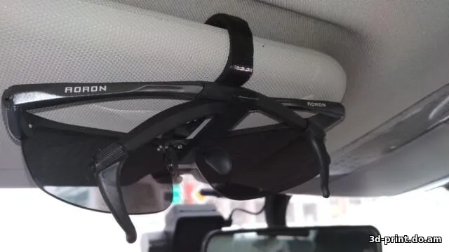 3D-модель "Авто держатель для очков"