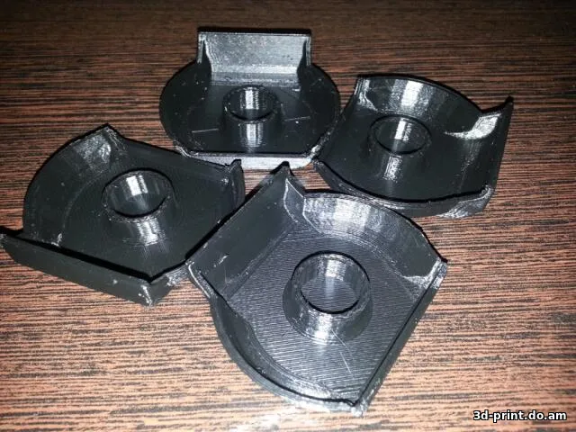 3D-модель "Toyota RAV4 (2006-2012) Крышка крепления передних сидений"