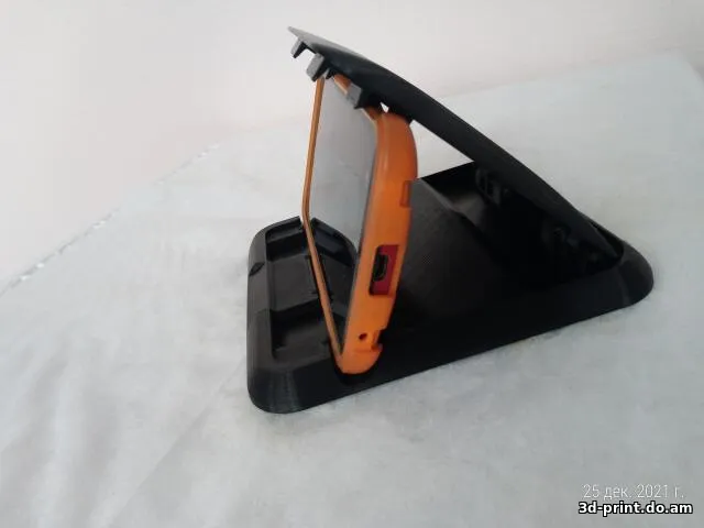 3D-модель "Держатель телефона в машину"