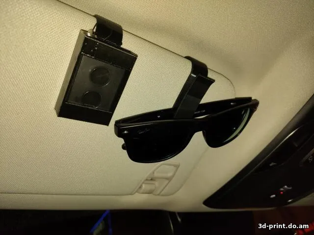 3D-модель "Клипса для брелка DoorHan на козырек"