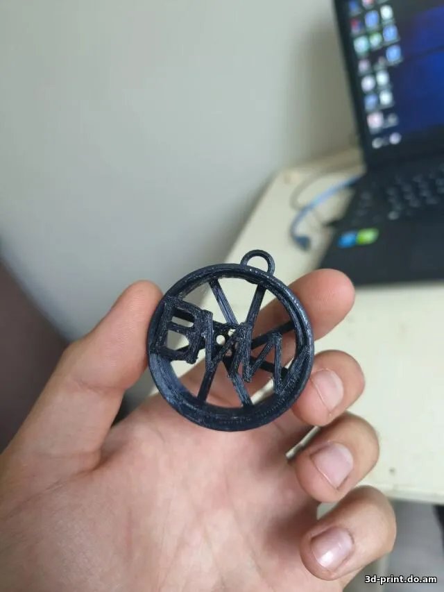 3D-модель "Брелок диск-BMW"