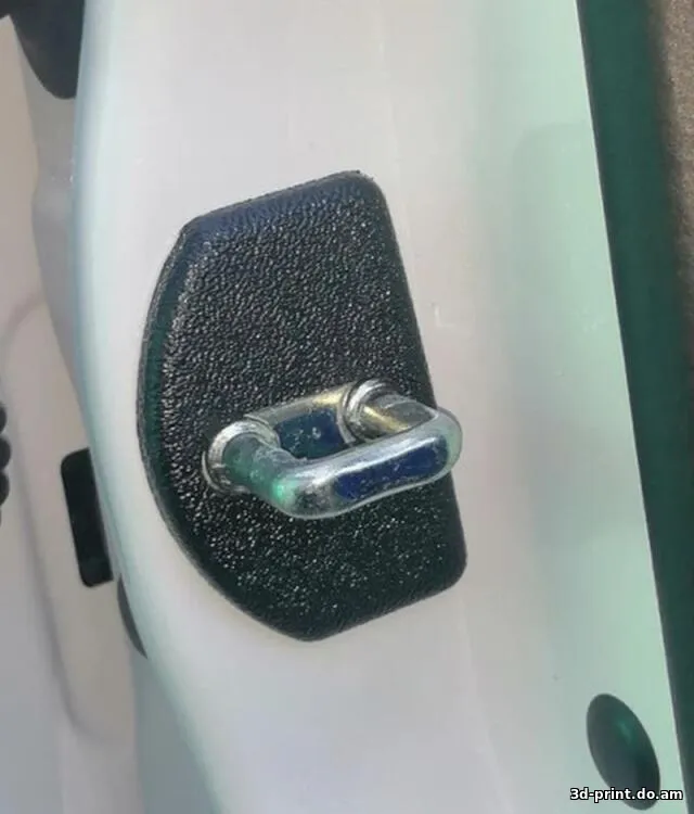 3D-модель "Накладки на замок двери LADA Vesta"