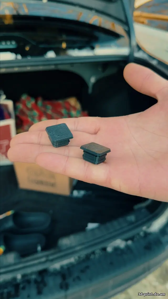 3D-модель "Заглушка петель багажника Lada Vesta и Lada Granta"