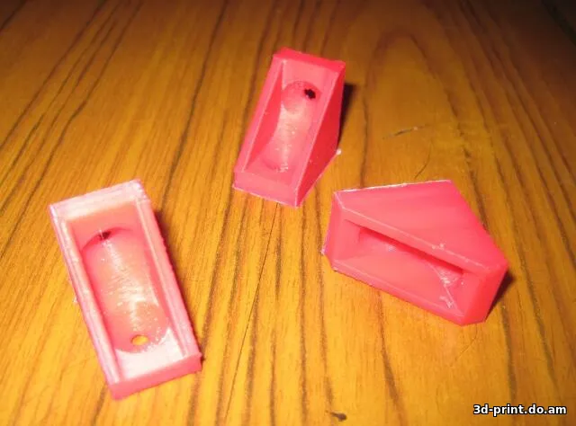3D-модель "Уголок для мебельных полок"