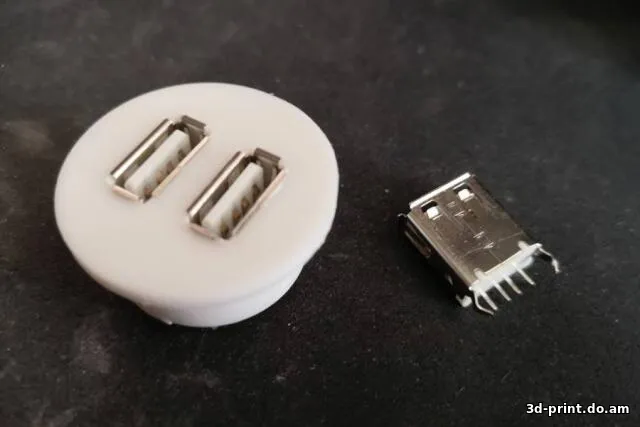 3D-модель "USB розетка на 2 гнезда"