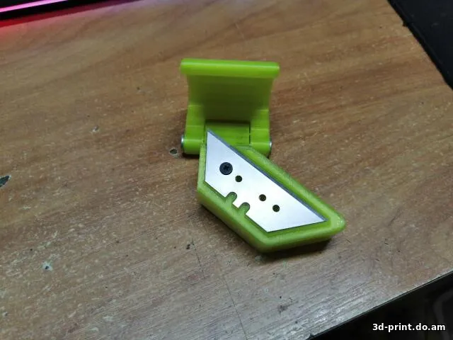 3D-модель "Гофрорез / труборез для продольного реза"