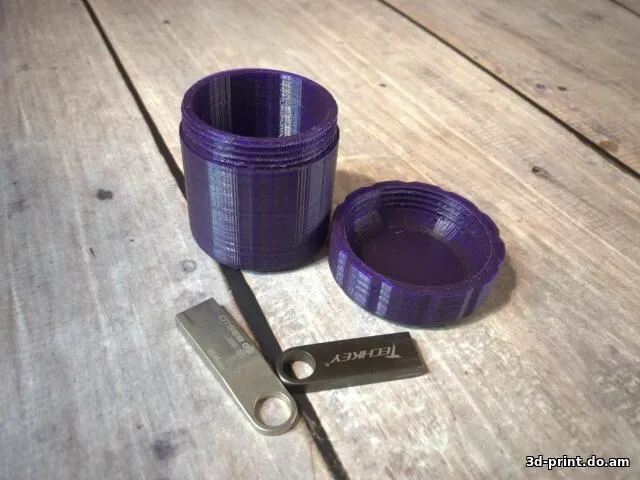 3D-модель "Контейнер для мелочей с крышкой"