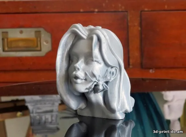 3D-модель "Spider bites... Face / Паук на лице"